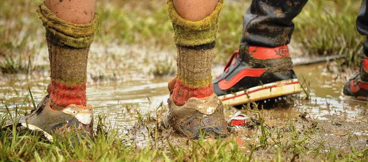 how-to-remove-grass-mud-stains-from-clothes-persil